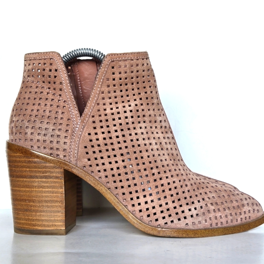 1. State Larocka Perforated Leather Boot Blush Pink 10